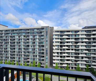 (FURNISHED) Modern M-City Living in Clayton - Photo 2