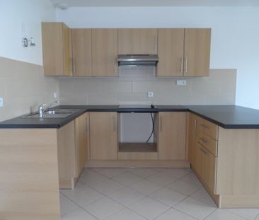 Location Appartement 3 pièces 75m² LUCE 28110 - Photo 5