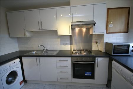 Fountain Gardens, Windsor, Berkshire,SL4 - Photo 4