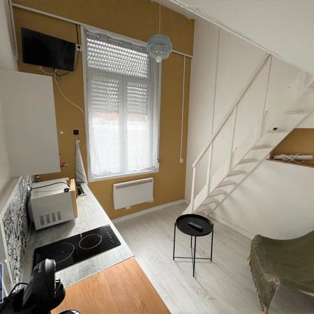 Location Appartement 1 pièce 11m² VALENCIENNES 59300 - Photo 4