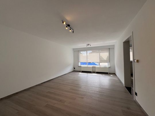 Gelijkvloers appartement met twee slaapkamers in Torhout - Photo 1
