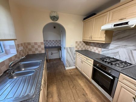 3 bedroom house - Photo 5