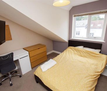 6 bedroom house to rent - Photo 3