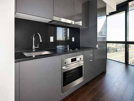 For Lease - 21 Lawren Harris Square Unit# 910, Toronto, Ontario - Photo 3