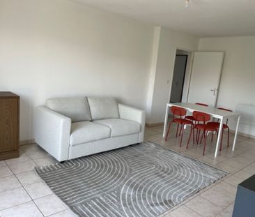 BEAU T2 EN RESIDENCE SECURISEE AVEC BALCON ET PARKING REMICOURT CHA... - Photo 1