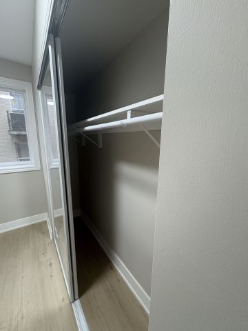 For Lease - 31 Huron Heights Drive, Newmarket, Ontario - Photo 5