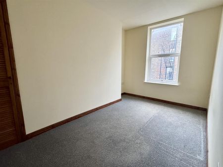 St Martins Square, Scarborough - Photo 2