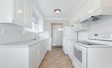 For Lease - 43 Grange Drive, Brampton, Ontario - Photo 3