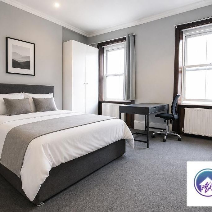 3 Bedroom Flat To Rent - Photo 1