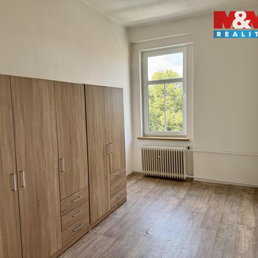 Pronájem bytu 2+1 45 m², Horská 358, Trmice - Photo 1