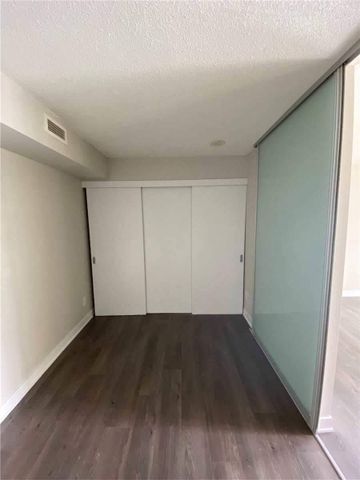 For Lease - 110 Charles Street Unit# 1410, Toronto, Ontario - Photo 5