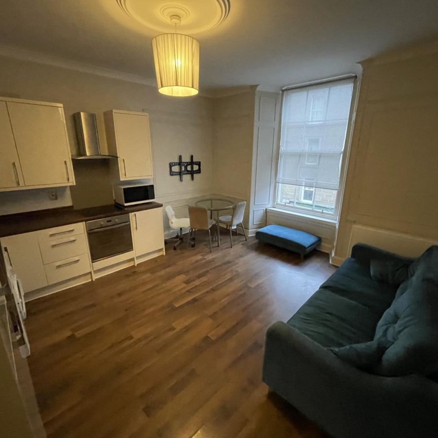 2/L 43, None, Union Street, DD1 4BS, Dundee - Photo 1