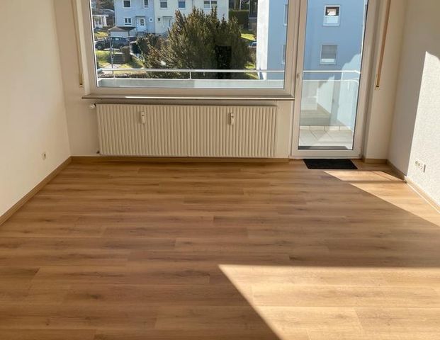 Helle 3,5 Zimmer Wohnung mit Balkon in Balingen - Foto 1
