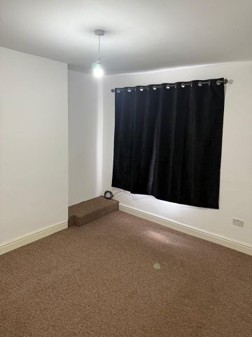 2 Bed Terraced House, Killarney Road, L13 - Photo 2