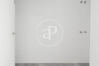 Flat for rent in Badalona