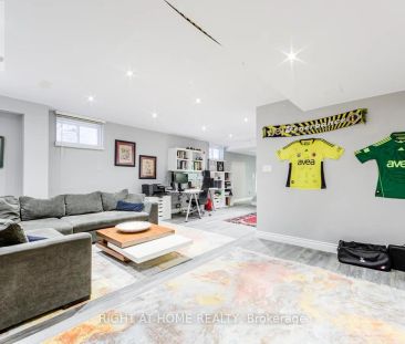 1290 JEZERO CRESCENT - Photo 1