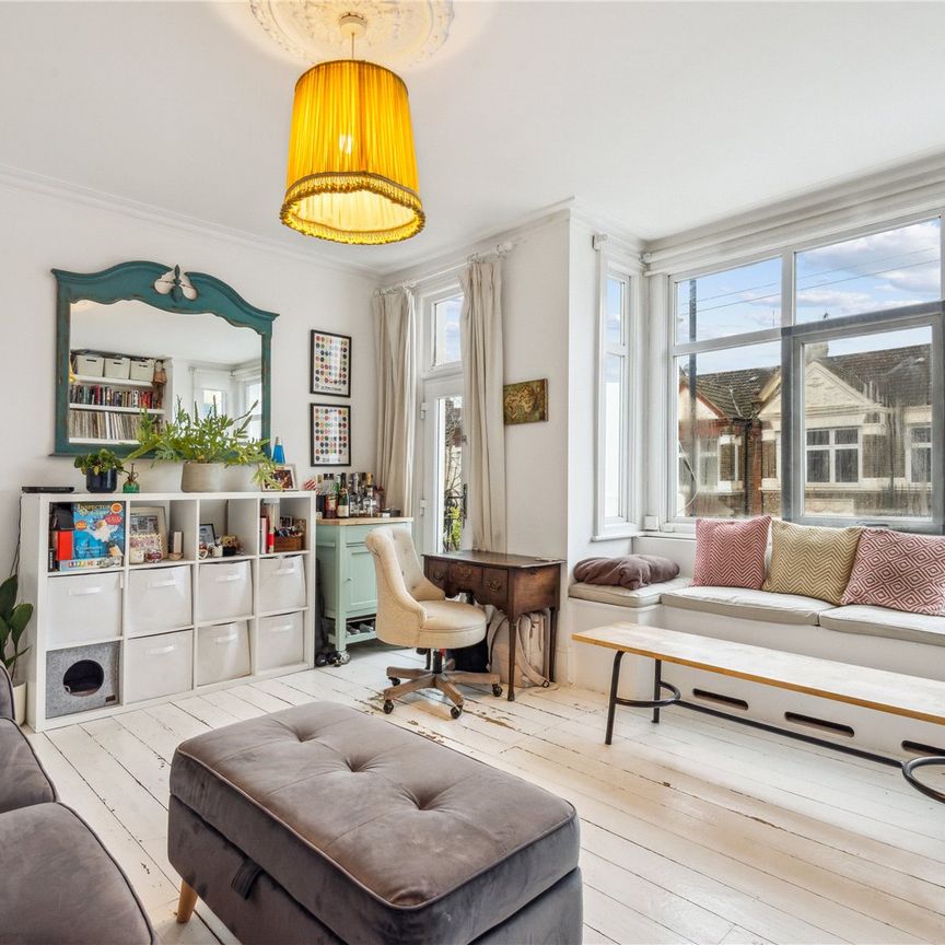 Clifford Gardens, Kensal Rise, NW10, London - Photo 1