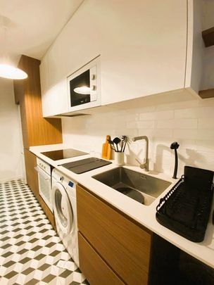 Carrer del Poeta Mas y Ros, Valencia, Valencian Community 46021 - Photo 1