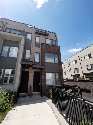 For Lease - 18 Sarah Jackson Crescent, Toronto, Ontario - Photo 2