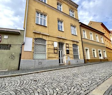 Pronájem bytu 1+1 41 m² - Fotografie 1