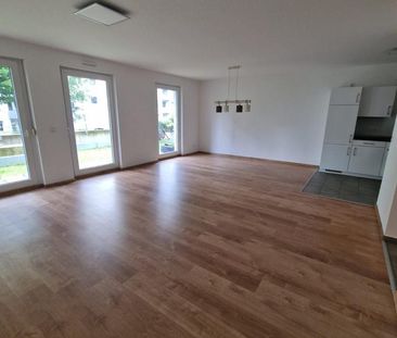 Neue 2-Zi-Wohnung mit EBK und Garten in Steinbach/ Taunus (2019) - Photo 1