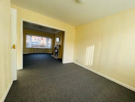 3 bedroom semi-detached house to rent - Photo 2