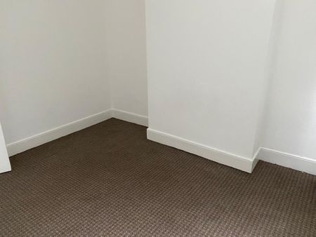 2 bedroom house for rent on Silverton Road, CV6 5GX - Photo 5