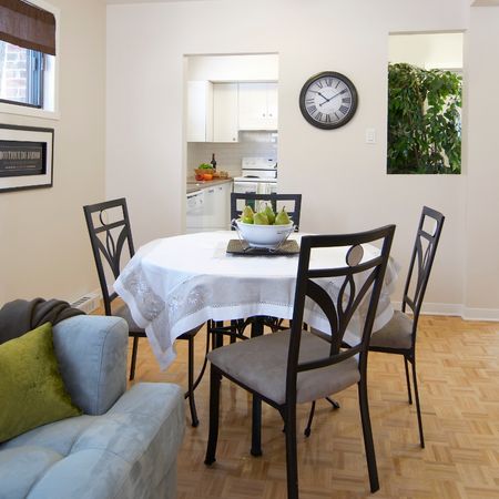 Appartement 2 chambres à louer Pointe-Claire à Southwest One - Photo 3