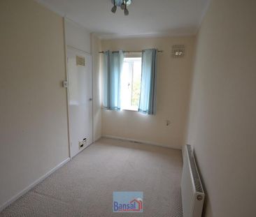 2 bedroom maisonette to rent - Photo 3