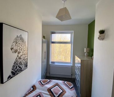 1 bed house share to rent in Burnley Road, Colne, BB8 - Photo 6