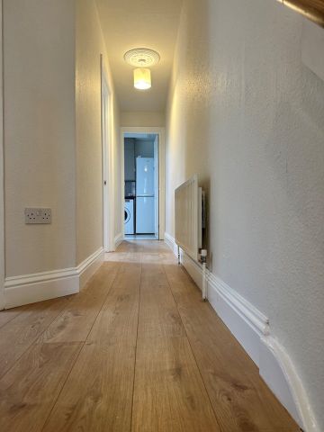 2 Bed Flat, Medusa Road, SE6 - Photo 3