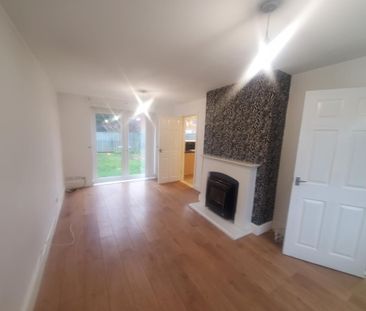 3 bedroom semi-detached house to rent - Photo 1