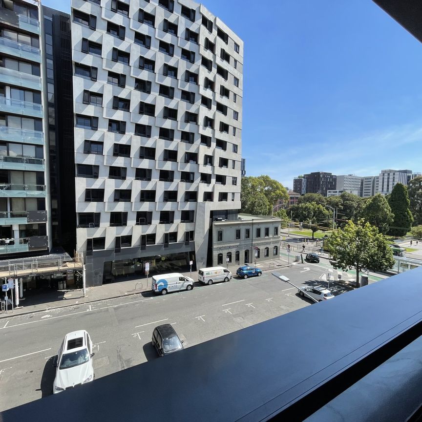 416/604 Swanston Street, Carlton, VIC 3053 - Photo 1