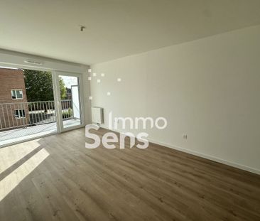 Location appartement - Lille VIEUX LILLE - Photo 2