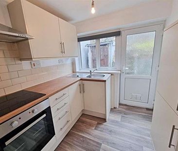 Tower Street, Treforest, CF37 - Photo 4