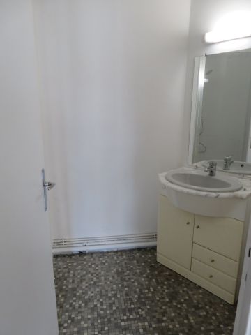 Location Appartement 3 pièces 78m² LE DORAT 87210 - Photo 3