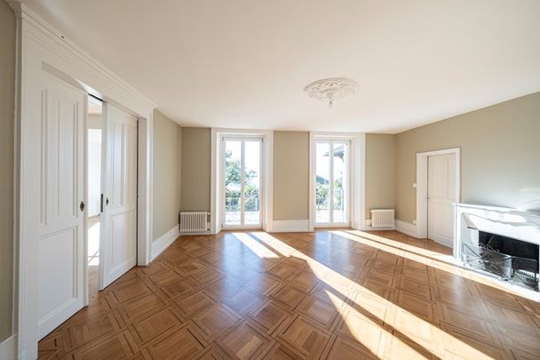 Magnifique appartement de 6,5 pièces (185 m2), au rez-de-chaussée d’une maison d’époque, avec vue sur le lac - Photo 1