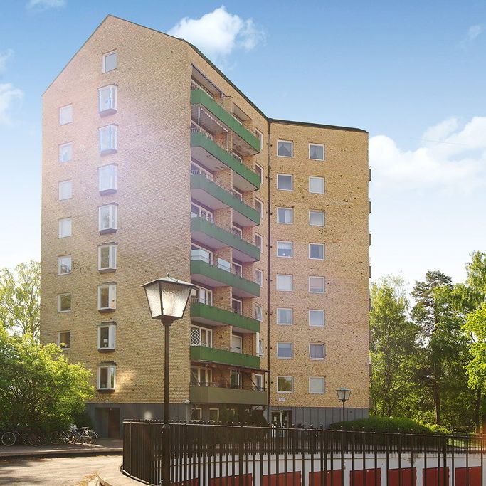 Vitmåragatan, Västerås - Photo 1