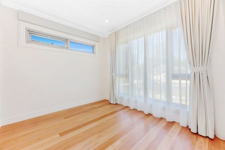 Brand New Spacious Five-Bedroom Family Home in Prime Burwood Location - Photo 2