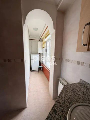 Piso en alquiler en Calle Los Pinares - Foto 4