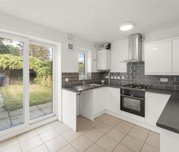 2 bedroom terraced house to rent - Photo 6