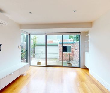 Fitzroy North Charm Meets Modern Ease - Photo 4