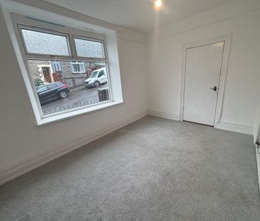 4 bedroom terraced house to rent - Photo 5