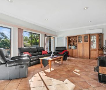 4 Bedroom Brick Home in Highly Sought-after Location - Photo 1