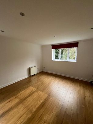 Menzies Avenue, Laindon, Basildon, SS15 - Photo 1