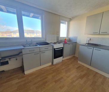 2 bedroom maisonette to rent - Photo 5