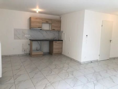 Location Appartement 1 pièce 31m² GRETZ ARMAINVILLIERS 77220 - Photo 2