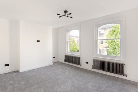 3 bedroom maisonette to rent - Photo 3