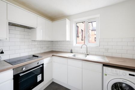 1 bedroom flat to rent - Photo 4