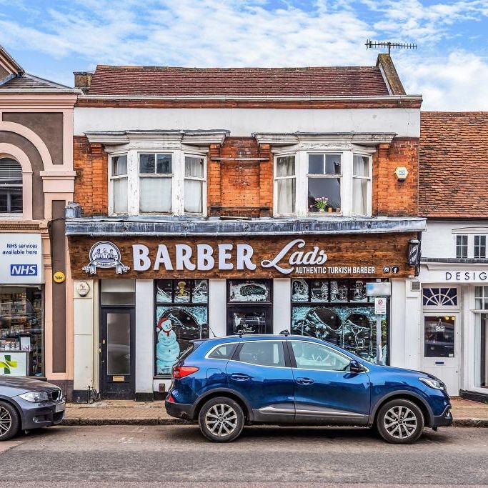 Garden Flat for Rent on High Street in Berkhamsted - Photo 1